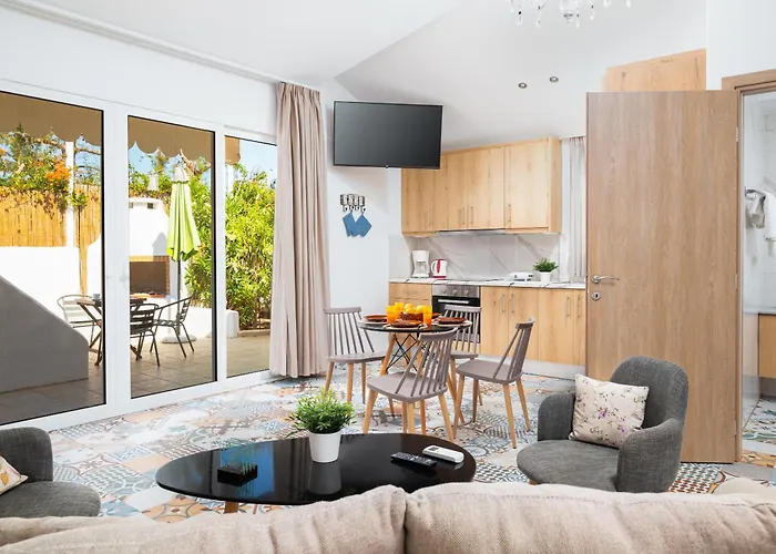 Crete House Anissaras - Outdoor Pool - 4 Guests 度假居 赫索尼索斯